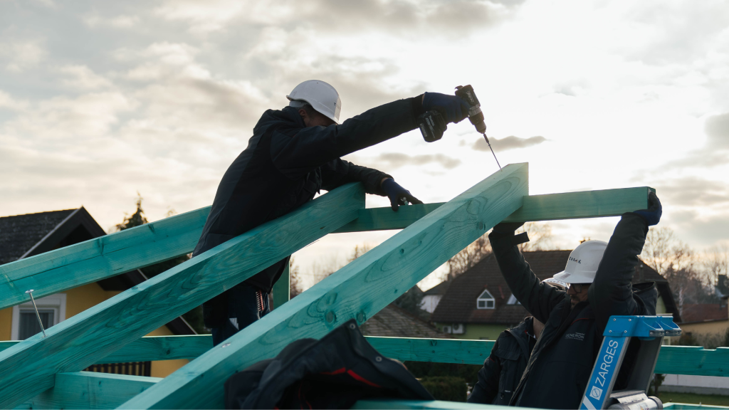 Terrán KészTető építése fém kötőelemekkel. Terrán KészTető építése fém kötőelemekkel.